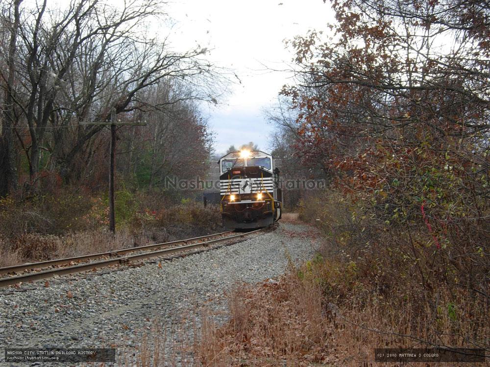 Digital Image: Unit coal train NHB72 heads north through Moore